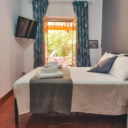 The Station Bed and breakfast *